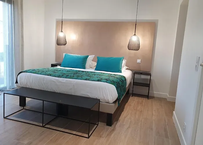 Storia D'estate Aparthotel LʼÎle-Rousse