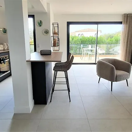 Storia D'estate Apartmanhotel