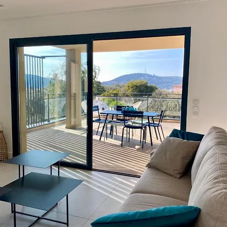 Storia D'estate Lejlighedshotel 4*