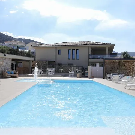 Storia D'estate Lejlighedshotel