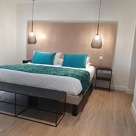 Storia D'estate Lejlighedshotel LʼÎle-Rousse