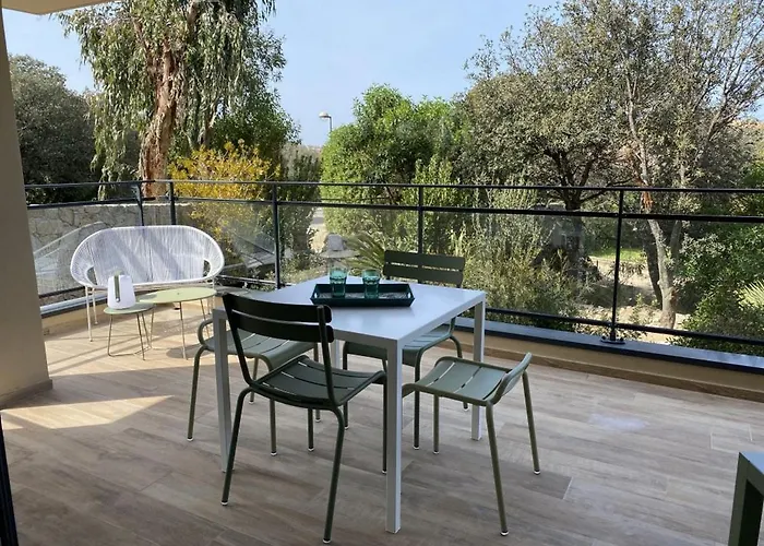 Aparthotel Résidence Storia D'estate LʼÎle-Rousse