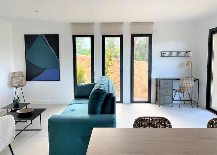 Storia D'estate L'Ile-Rousse (Corsica)