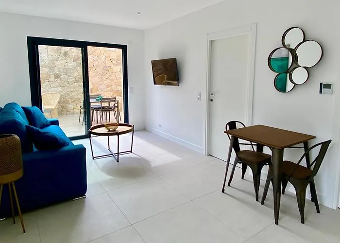 Résidence Storia D'estate LʼÎle-Rousse